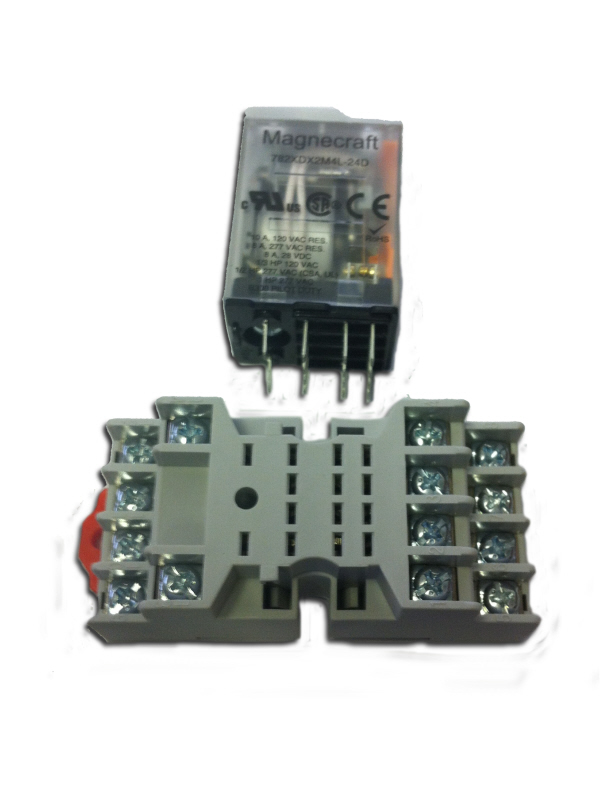 Spade Relay and Socket