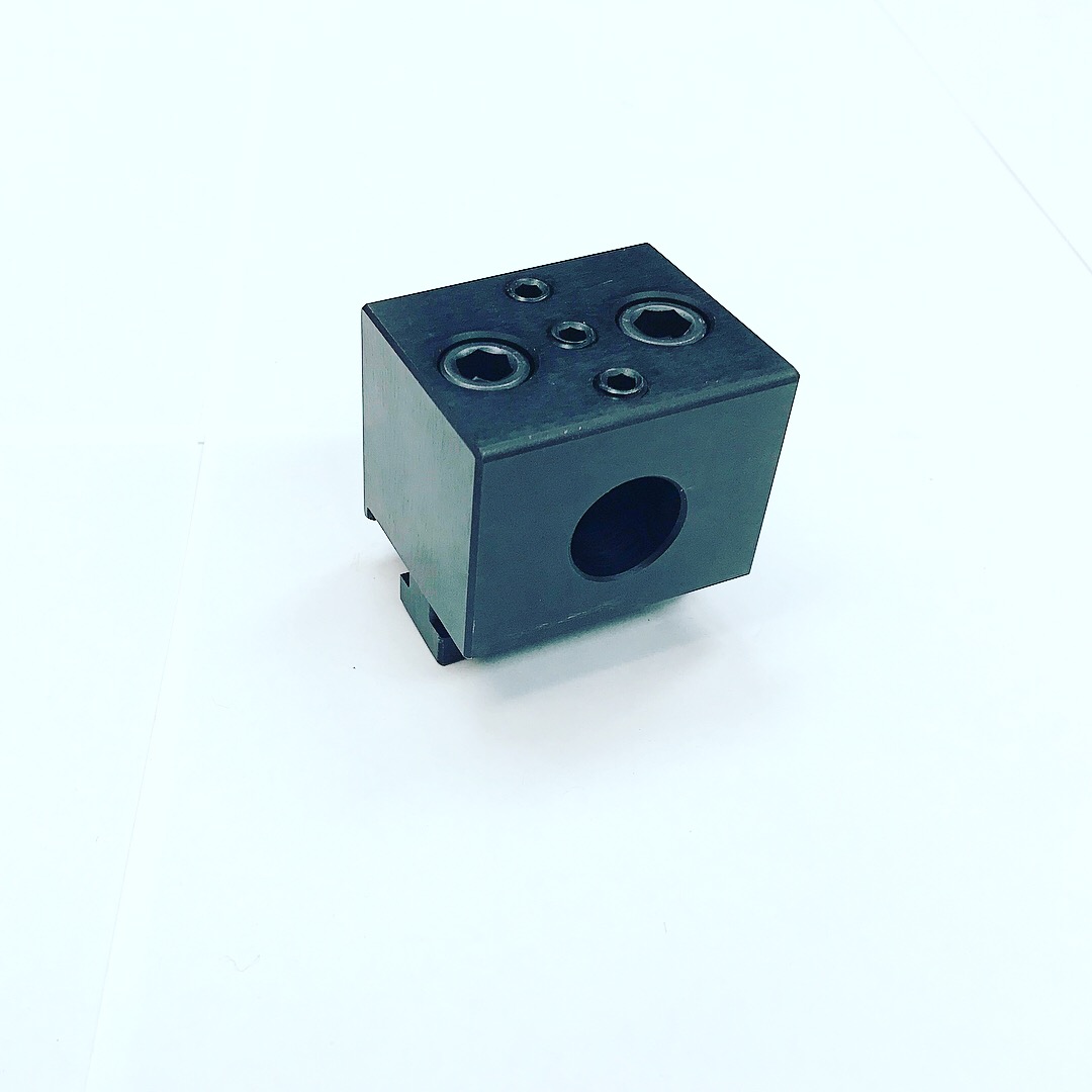 Single Position Tool Holder, 1', 3/4' and 5/8' Bore Sizes